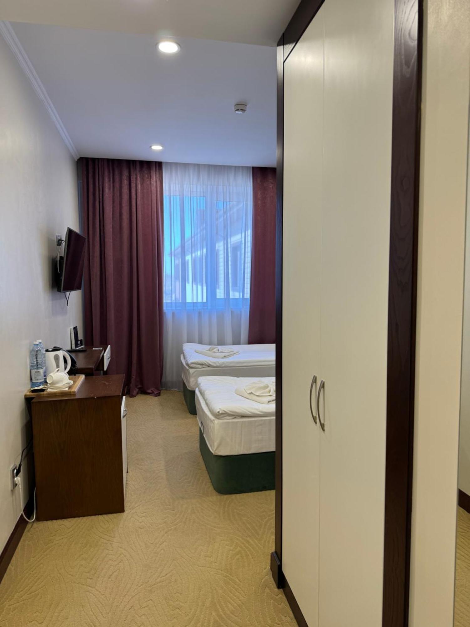 Sulo Atyrau Hotel Exterior photo